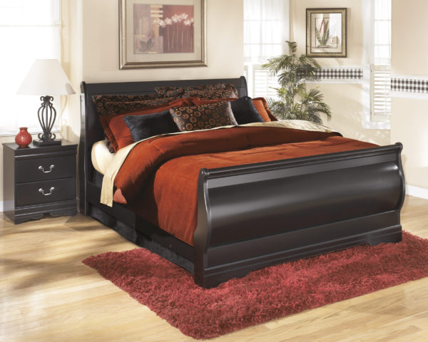 Huey Vineyard Bedroom Package - Image 2