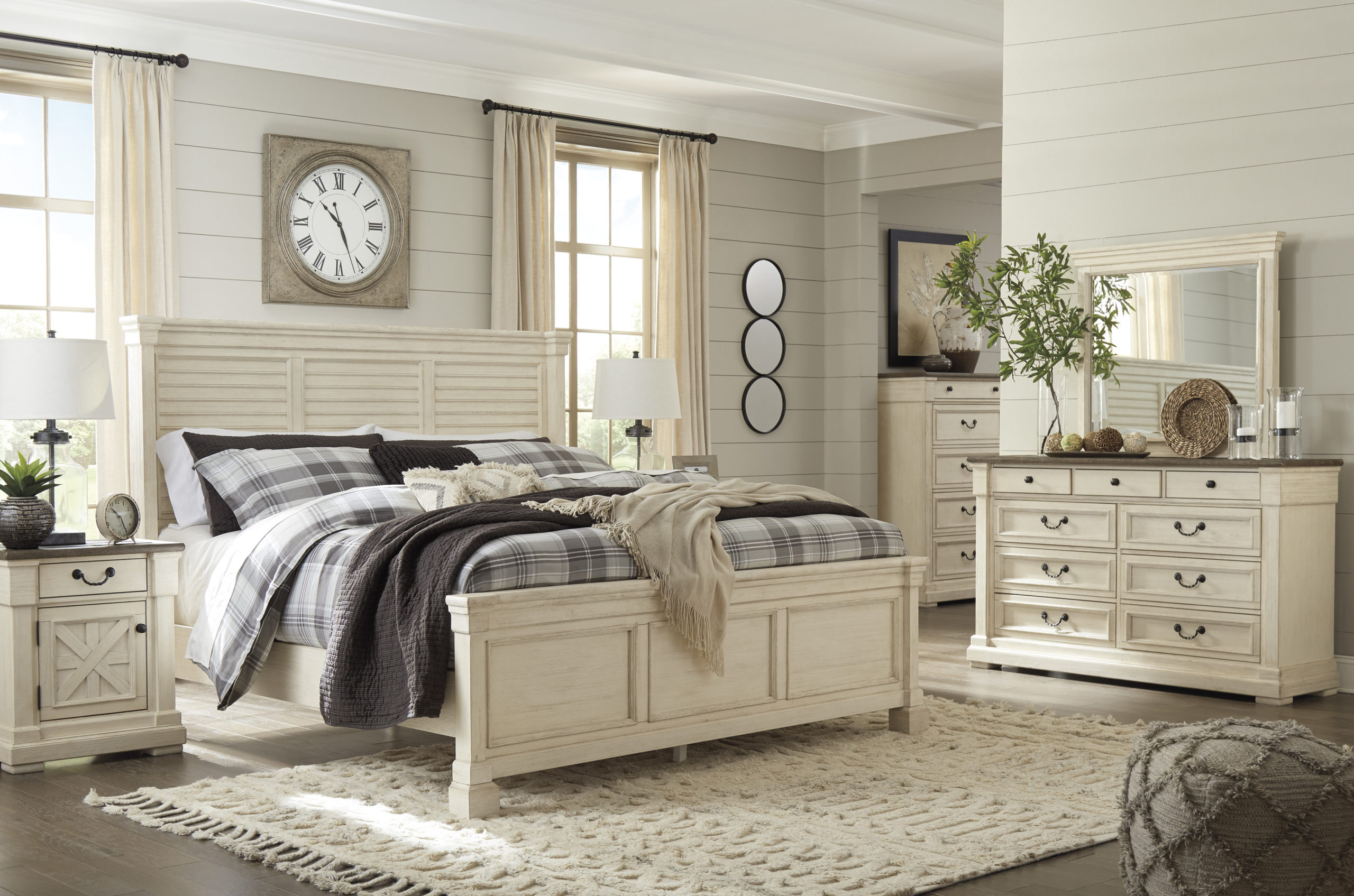 Bolanburg Panel Bedroom Package
