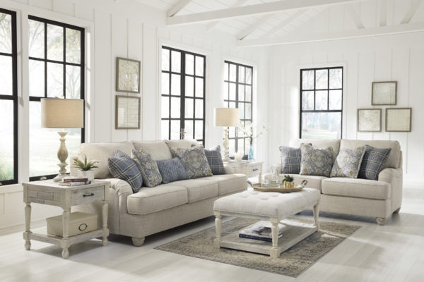 Traemore Sofa & Loveseat