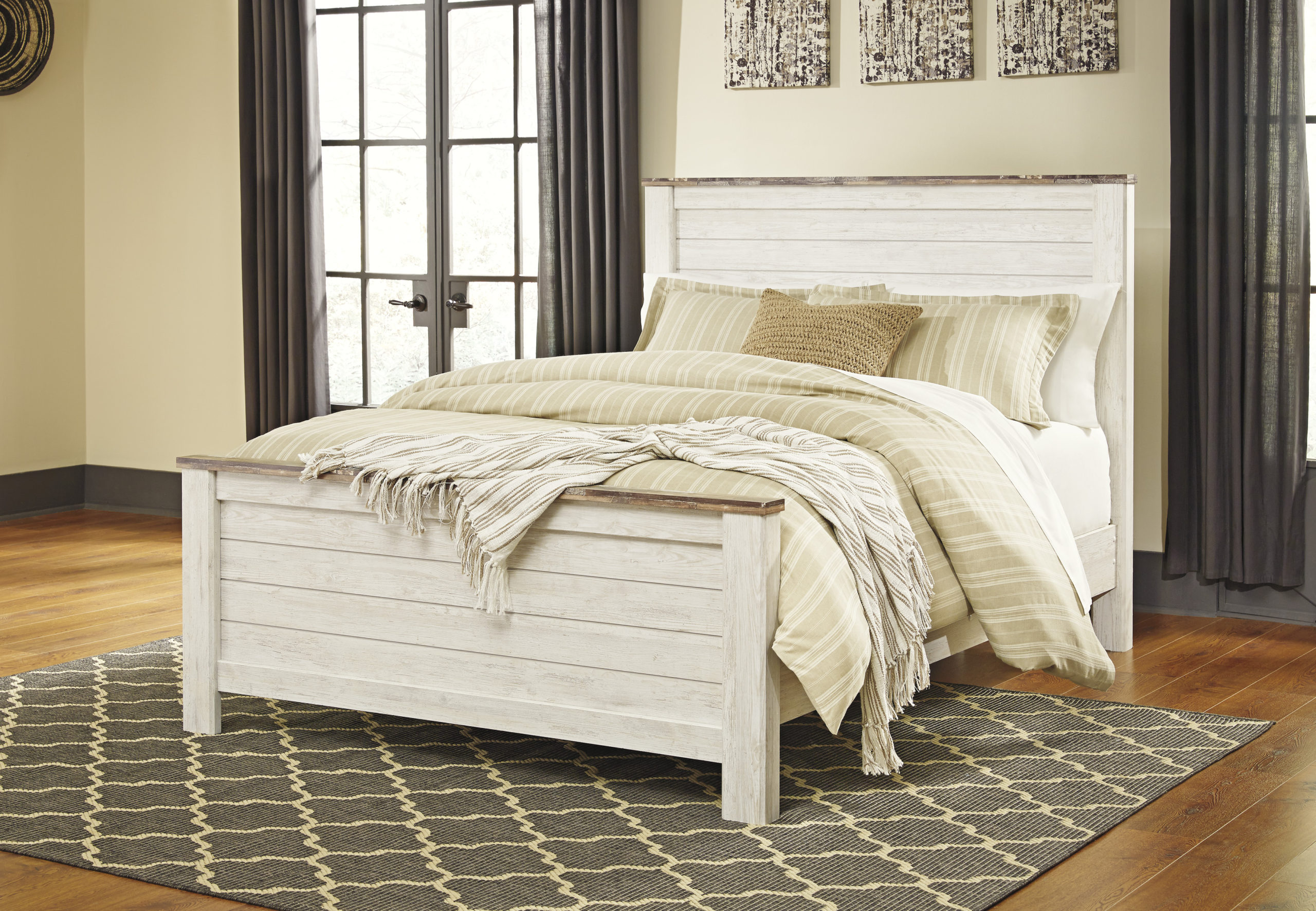 Willowton Panel Bedroom Package