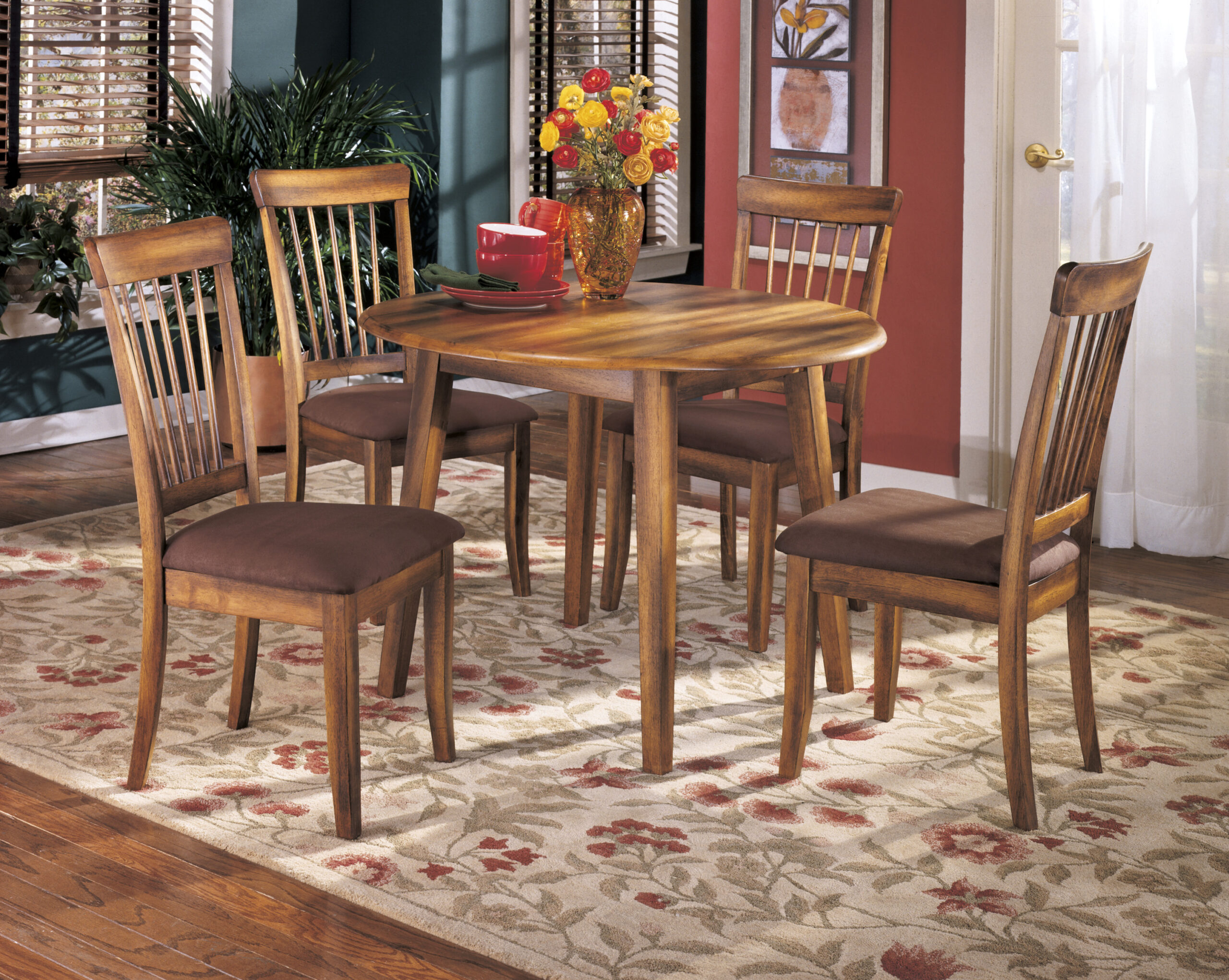 Berringer 5Pc Dinning Set