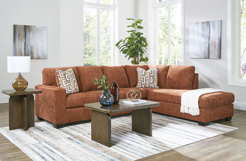Aviemore 2Pc Sectional with Chaise - Spice